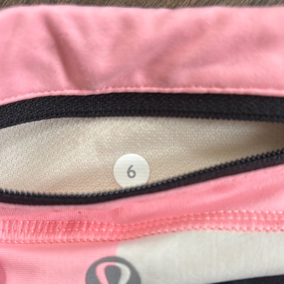 Lululemon Black and Pink Crop Leggings - Picture 4 of 5